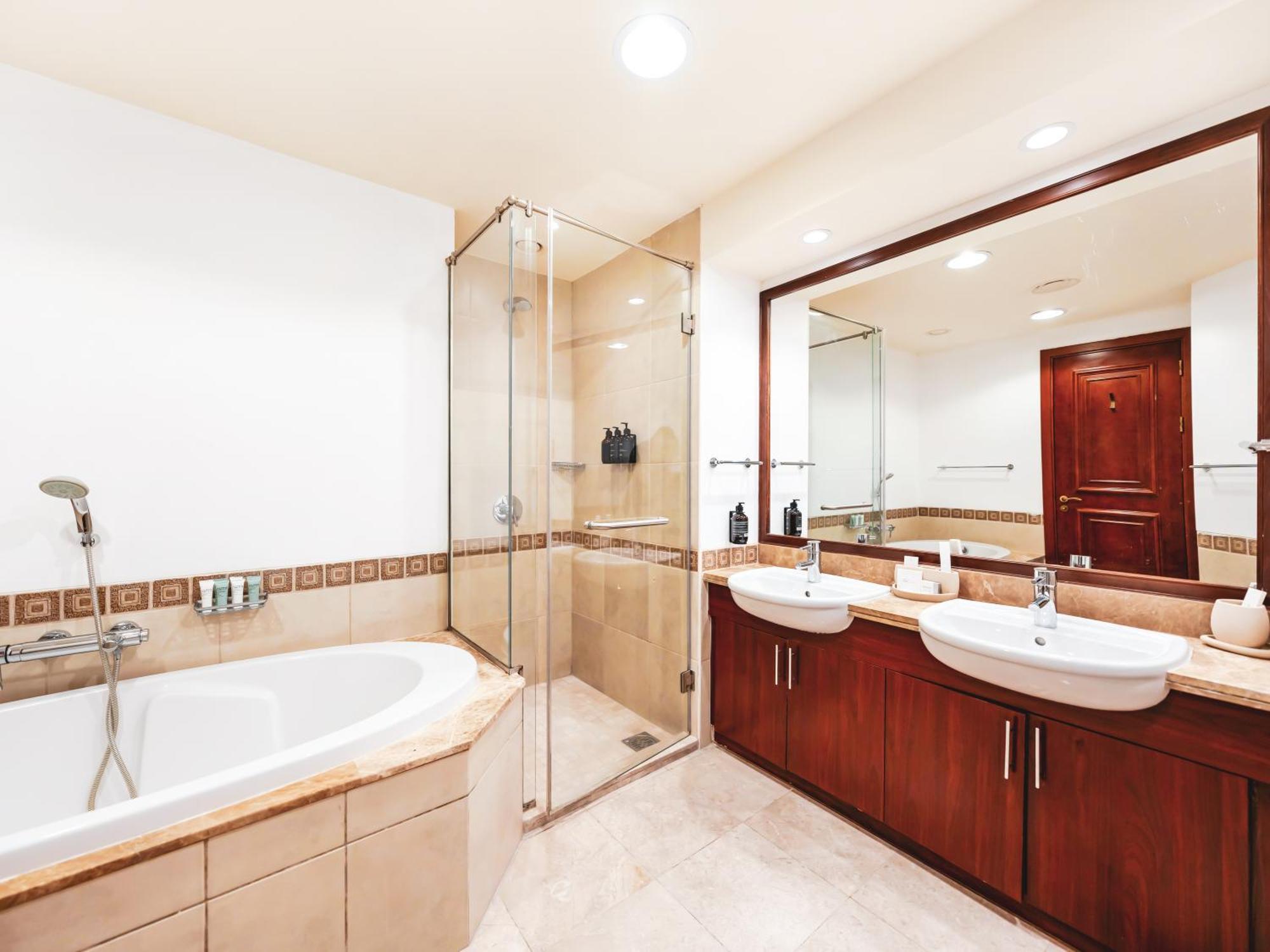 New Fairmont With Private On Palmjumeirah